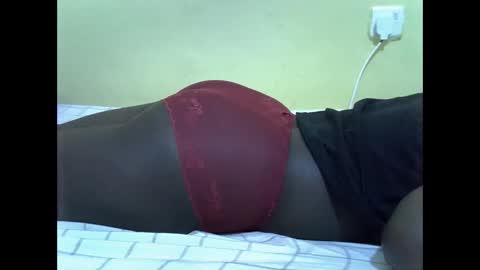 Snapshot of double_love9 chatting on October 30, 2025, 9:00 am bellie online show from October 30, 2025, 9:00 am