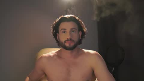 Keen online show from November 30, 2025, 6:45 pm