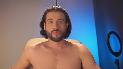 Keen online show from January 11, 2026, 3:00 am