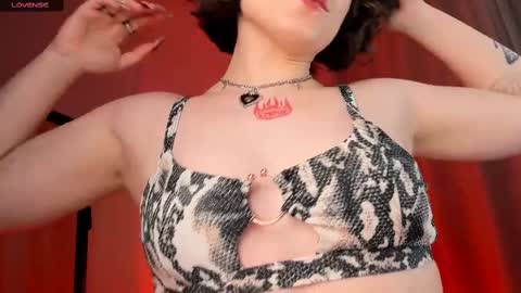 Snapshot of doublee_trouble chatting on February 11, 2025, 1:52 am Eva ana Liza online show from February 11, 2025, 1:52 am