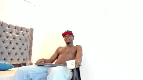 Snapshot of douglas_099 chatting on September 29, 2025, 1:16 pm DOUGLAS online show from September 29, 2025, 1:16 pm