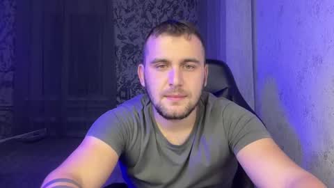 douglas_666 online show from October 30, 2025, 8:09 pm