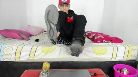 Snapshot of douglas_gallegos chatting on December 12, 2024, 4:48 am douglas_gallegos online show from December 12, 2024, 4:48 am