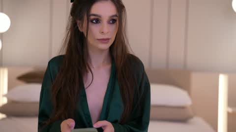    .         . online show from December 21, 2025, 7:59 am