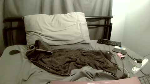 Snapshot of downloadablecontent11 chatting on February 11, 2025, 9:25 pm downloadablecontent11 online show from February 11, 2025, 9:25 pm