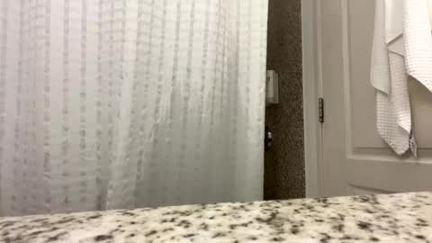 Snapshot of dragonbaron1020 chatting on February 15, 2025, 12:43 pm dragonbaron1020 online show from February 15, 2025, 12:43 pm