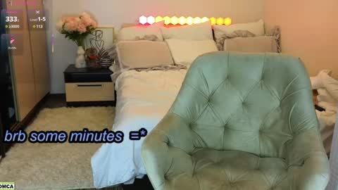 Snapshot of dragoncutey chatting on February 28, 2025, 2:09 pm Katya online show from February 28, 2025, 2:09 pm