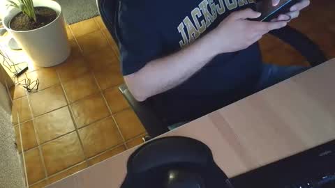 Snapshot of drake_0088 chatting on March 5, 2026, 5:53 pm drake_0088 online show from March 5, 2026, 5:53 pm