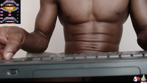 Snapshot of drake_brown_23 chatting on January 8, 2025, 7:03 am Drake 23 online show from January 8, 2025, 7:03 am