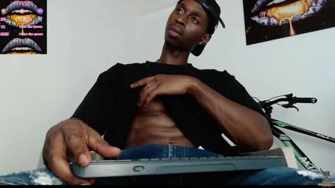 Snapshot of drake_brown_23 chatting on January 31, 2025, 10:21 pm Drake 23 online show from January 31, 2025, 10:21 pm