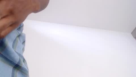 Snapshot of drake_brown_23 chatting on November 30, 2025, 3:27 pm Drake 23 online show from November 30, 2025, 3:27 pm