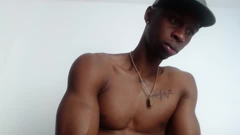 Snapshot of drake_brown_23 chatting on December 1, 2025, 8:03 pm Drake 23 online show from December 1, 2025, 8:03 pm