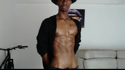 Snapshot of drake_brown_23 chatting on March 31, 2026, 9:32 am Drake 23 online show from March 31, 2026, 9:32 am