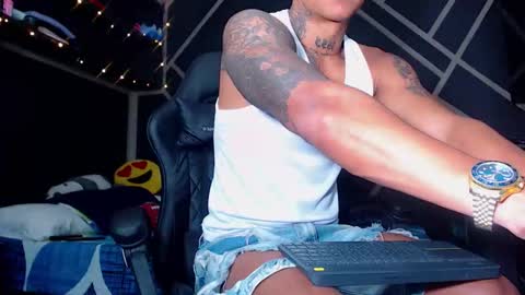 Snapshot of drake_jhonson08 chatting on November 7, 2025, 1:49 am Drake online show from November 7, 2025, 1:49 am