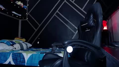 Snapshot of drake_jhonson08 chatting on November 9, 2025, 6:12 am Drake online show from November 9, 2025, 6:12 am