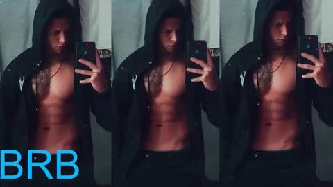 Snapshot of drake_jhonson08 chatting on December 15, 2025, 5:34 am Drake online show from December 15, 2025, 5:34 am