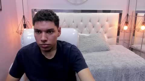 Drake Miller online show from December 14, 2025, 4:07 am