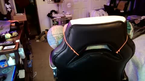 Snapshot of drake_r_darkrose chatting on December 13, 2024, 11:50 pm Drake D Vamp aka Drake DarkRose online show from December 13, 2024, 11:50 pm