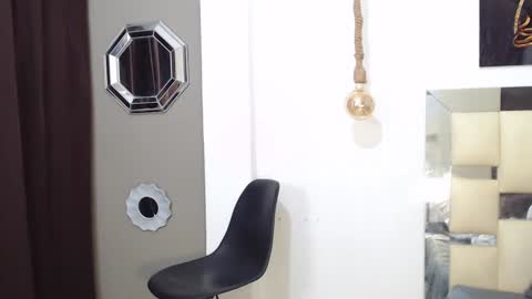 Snapshot of drake_the_kingmaster chatting on February 5, 2025, 10:22 pm ig kingmaster777 online show from February 5, 2025, 10:22 pm