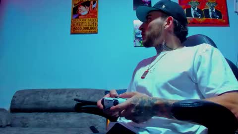 Drako online show from October 14, 2025, 2:12 am