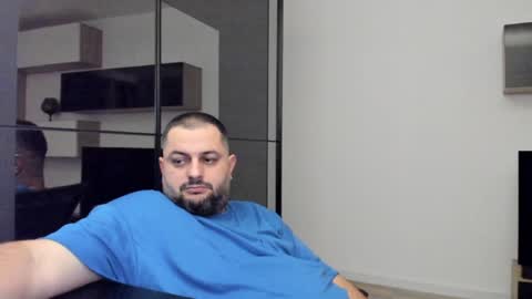 Snapshot of draven_a chatting on January 9, 2025, 10:52 pm Draven A online show from January 9, 2025, 10:52 pm