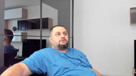 Snapshot of draven_a chatting on January 12, 2025, 2:19 pm Draven A online show from January 12, 2025, 2:19 pm