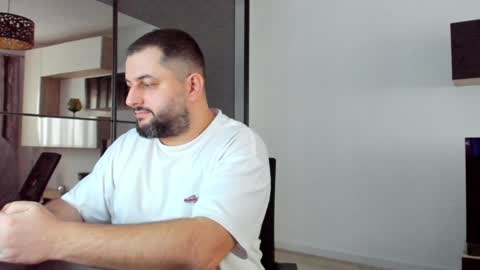 Snapshot of draven_a chatting on January 26, 2025, 1:58 pm Draven A online show from January 26, 2025, 1:58 pm