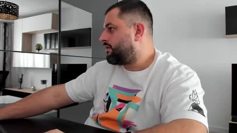 Snapshot of draven_a chatting on January 28, 2025, 12:00 pm Draven A online show from January 28, 2025, 12:00 pm