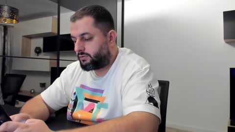 Snapshot of draven_a chatting on February 1, 2025, 4:44 pm Draven A online show from February 1, 2025, 4:44 pm