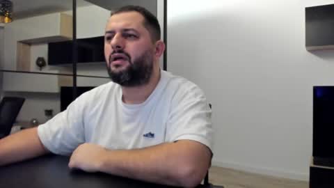 Snapshot of draven_a chatting on February 2, 2025, 3:32 am Draven A online show from February 2, 2025, 3:32 am