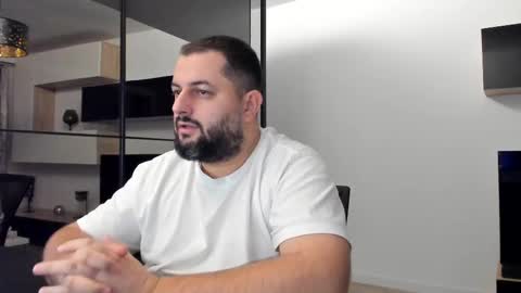 Snapshot of draven_a chatting on February 15, 2025, 4:56 pm Draven A online show from February 15, 2025, 4:56 pm