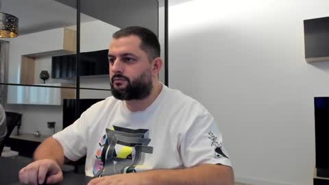 Snapshot of draven_a chatting on February 16, 2025, 2:32 pm Draven A online show from February 16, 2025, 2:32 pm