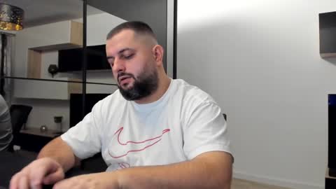 Snapshot of draven_a chatting on February 18, 2025, 4:48 pm Draven A online show from February 18, 2025, 4:48 pm