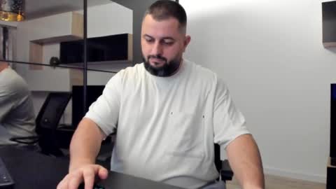 Snapshot of draven_a chatting on February 19, 2025, 10:09 pm Draven A online show from February 19, 2025, 10:09 pm