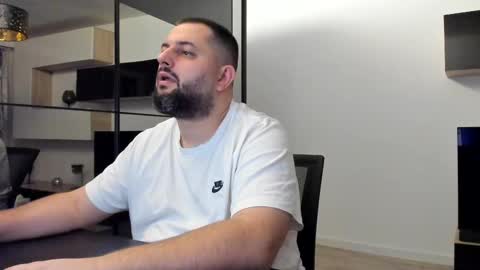 Snapshot of draven_a chatting on February 22, 2025, 7:03 pm Draven A online show from February 22, 2025, 7:03 pm