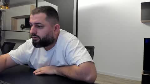 Snapshot of draven_a chatting on February 24, 2025, 8:14 pm Draven A online show from February 24, 2025, 8:14 pm