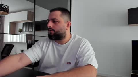 Snapshot of draven_a chatting on February 26, 2025, 12:47 pm Draven A online show from February 26, 2025, 12:47 pm