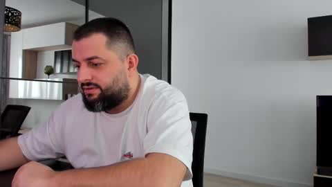 Snapshot of draven_a chatting on February 27, 2025, 8:28 am Draven A online show from February 27, 2025, 8:28 am