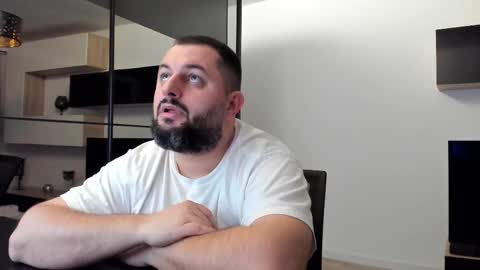 Snapshot of draven_a chatting on February 27, 2025, 5:15 pm Draven A online show from February 27, 2025, 5:15 pm