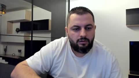 Snapshot of draven_a chatting on February 27, 2025, 8:20 pm Draven A online show from February 27, 2025, 8:20 pm