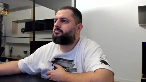 Snapshot of draven_a chatting on March 3, 2025, 8:21 pm Draven A online show from March 3, 2025, 8:21 pm