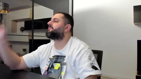 Snapshot of draven_a chatting on March 4, 2025, 2:27 am Draven A online show from March 4, 2025, 2:27 am