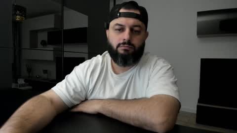 DravenPeak online show from February 18, 2026, 9:44 pm