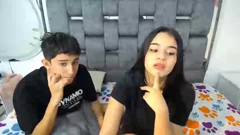 -- nicolle and jhon -- online show from February 19, 2025, 4:44 am