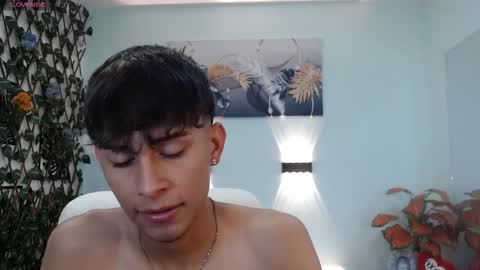 Snapshot of draxblade chatting on November 22, 2025, 7:57 pm DraxBlade online show from November 22, 2025, 7:57 pm