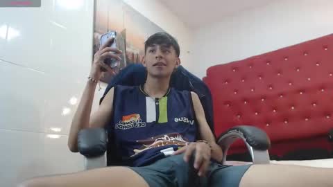 Snapshot of draxblade chatting on November 26, 2025, 8:32 pm DraxBlade online show from November 26, 2025, 8:32 pm