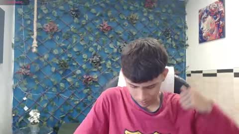 Snapshot of draxblade chatting on December 17, 2025, 8:04 pm DraxBlade online show from December 17, 2025, 8:04 pm