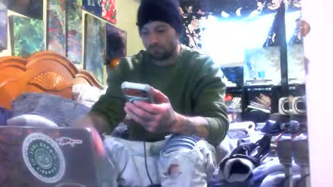 Snapshot of dreaded_folks chatting on December 14, 2025, 9:30 pm dreaded_folks online show from December 14, 2025, 9:30 pm