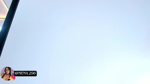 Snapshot of dream_nena chatting on December 5, 2025, 8:16 pm N E N A online show from December 5, 2025, 8:16 pm