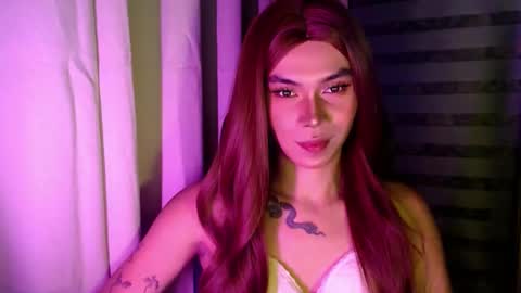 Snapshot of dreamcome_truexx chatting on February 11, 2026, 4:56 pm true online show from February 11, 2026, 4:56 pm